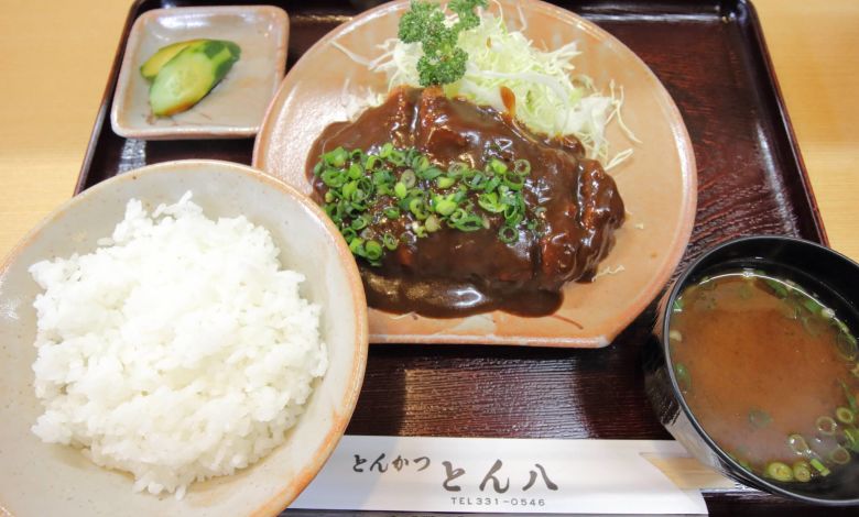 Photo of 名古屋の老舗で味噌カツ定食を！とんかつ専門店「とん八」