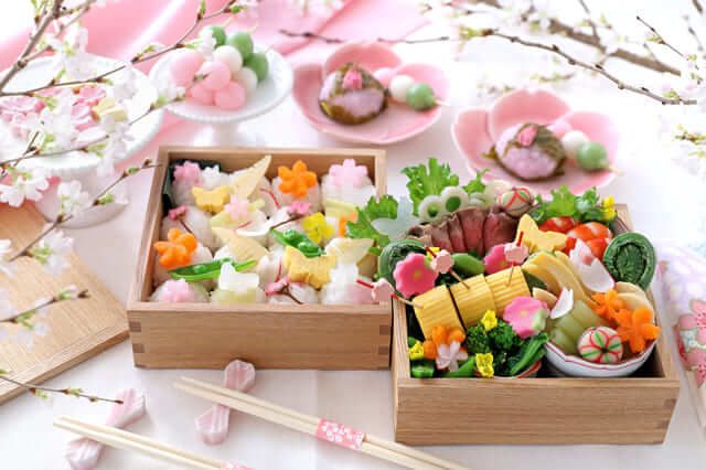 đồ ăn hanami Nhật Bản sakura