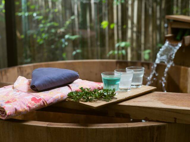 suối nước nóng onsen