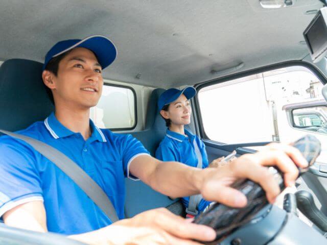 Chuyển nhà ở Nhật: Thuê hay tự vận chuyển ô tô - xe máy?