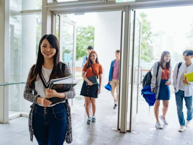 sinh viên đại học Nhật Bản