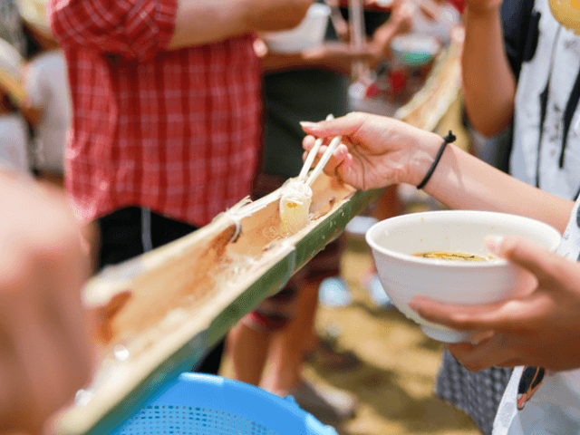 Mì trôi ống tre Nagashi Somen