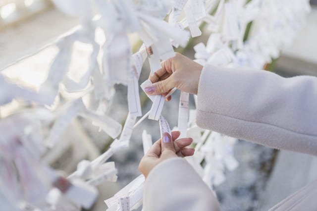 omikuji quẻ bói Nhật Bản