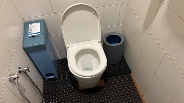 toilet